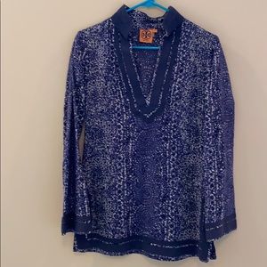 Tory Burch tunic in blue.